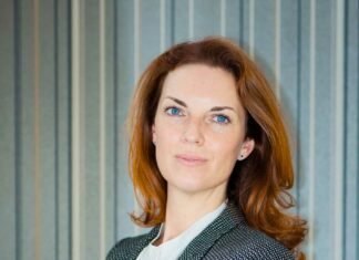 Managerin über 300 Mitarbeiter aus 41 Nationen