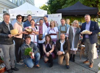 Genuss und gute Stimmung beim Bauermarkt in Hermagor