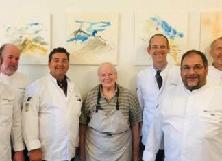 Man lernt nie aus: KTS Kochlehrer schauten Backexpertin über die Schulter