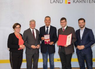 Verleihung großes Goldenes Ehrenzeichen!