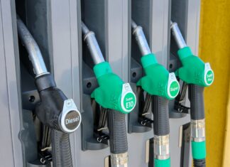 “Explodierende Spritpreise”: FPÖ fordert Billigdiesel für Pendler