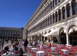Italien lockert Maßnahmen für Touristen: Statt 2G jetzt 3G