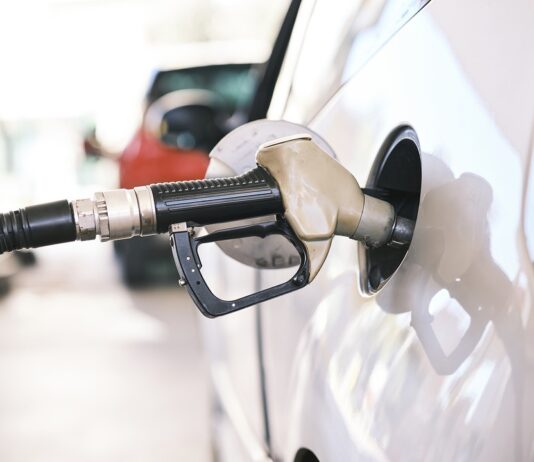 Darum zieht es aktuell viele zum Tanken nach Slowenien