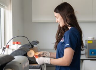 Lehrling zur zahnärztlichen Assistenz (m/w/d) gesucht!