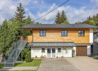 Urlaub im Bienenstock