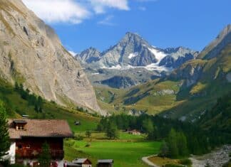 Am Großglockner: Villacher Bergführer hing nach Steinschlag bewusstlos in den Seilen