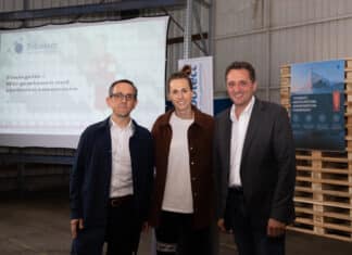 Tribotecc GmbH und Fußballprofi Viktoria Schnaderbeck feiern den Teamgeist beim Familienfest 2022