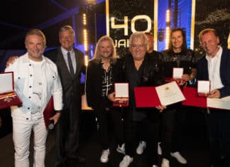 Ehrenzeichen zum 40-Jahr-Jubiläum der Nockis