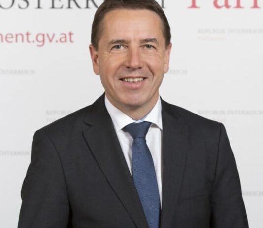 „Nur eine 100%-ige Schadensabdeckung hilft den Unwetteropfern!“