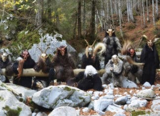 Perchtenlauf der Schwarzen Teufel in Kötschach – Mauthen
