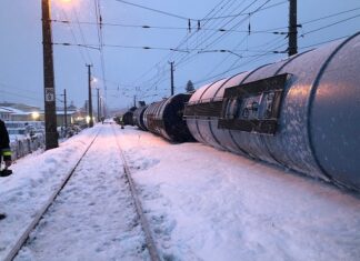 Kerosinaustritt nach Zugunfall in Fürnitz: Keine akute Gefahr