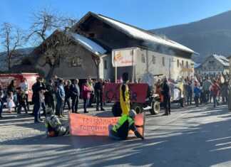 Das war der Faschingsumzug „Lei-Wei“ im Gitschtal