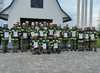 „Feuerwehrmatura“ erfolgreich absolviert Bundeseinheitliche Feuerwehrleistungsabzeichen (FLA) in Gold