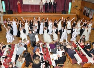 Endlich wieder Frühlingsball – „Walk of Fame“ der HLW Karnische Region in Hermagor
