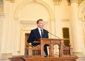 Ein Personalchef zwischen den Welten