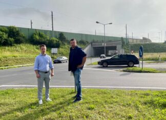 Kreisverkehr oder Ampelanlage an der Kreuzung Kärntner Straße und Rosental Straße in Fürnitz ist dringend umzusetzen