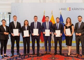 Neue Steuerberater und Wirtschaftsprüfer angelobt