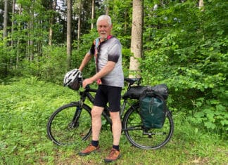 Auf zwei Rädern unterwegs in der Wüste