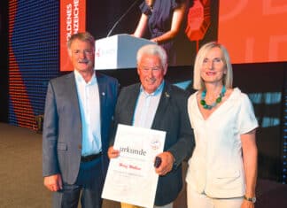 Verdiente Auszeichnung für Heinz Wallner