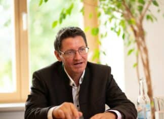 LK Kärnten: Bundesministerin Gewessler fällt Almbauern beim Thema Wolf in den Rücken