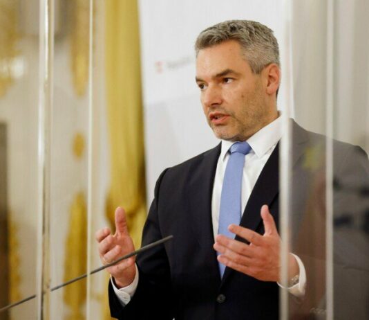 Grenzkontrollen zu Italien? Nehammer im Interview