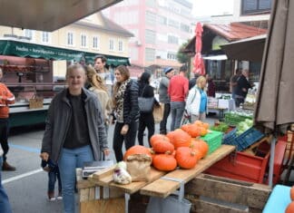 Bauernfrühstück am Hermagorer Bauernmarkt