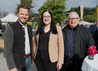 Zünftiger Naturpark-Frühschoppen mit regionalen Schmankerln und Bierpremiere