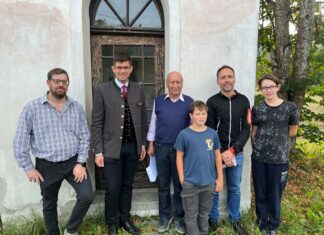 Alter Bildstock bekommt neuen Anstrich