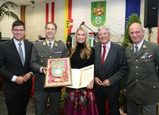 Jahresempfang Militärkommando: Protokoll-Chefin Christiane Ogris ist Wehrpolitische Kärntnerin 2023