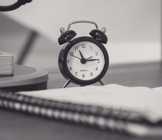 Forderung nach Arbeitszeitverkürzung auf 32 h/Vollzeit: WK wehrt sich mit Kampagne