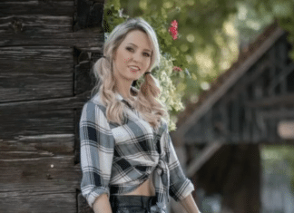 Helene Fischer holt Melissa Naschenweng auf die Bühne!