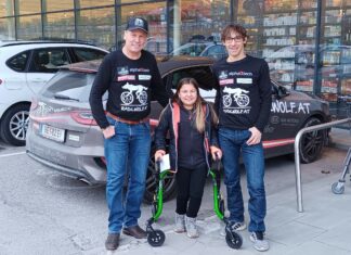 Einen ihrer größten Wüsche erfüllten Radlwolf und Michi Kurz Melanie aus Berg bei Matrei in Osttirol