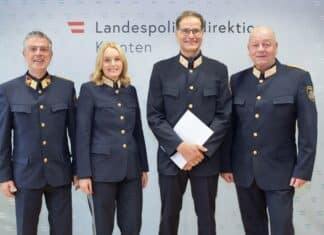 Verdiente Auszeichnungen beim Festakt in der Landespolizeidirektion Kärnten