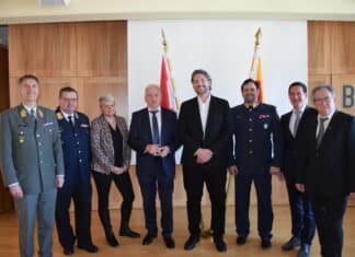 Startveranstaltung Öffentlicher Dienst 2024 – Brisantes Thema: Gefahr aus dem Netz