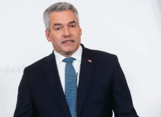 Bundeskanzler Karl Nehammer zu Aschermittwoch in Kärnten