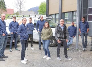 Seit zehn Jahren auf Dächern und Fassaden daheim!