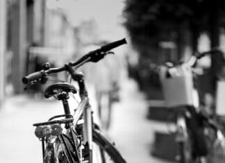 Gebrauchte Erwachsenen- wie Kinderräder stehen zum Kauf bei der AK-Fahrradbörse in Klagenfurt