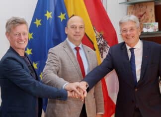 Martin Mutz als Präsident des Kärntner Fußballverbandes bestätigt