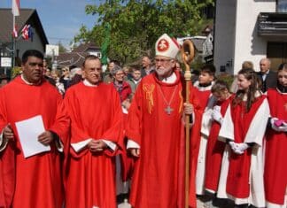 Feier der heiligen Firmung mit Bischofsmesse in Kirchbach