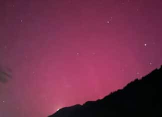Seltene Polarlichter verzaubern den Himmel über Kärnten und Osttirol