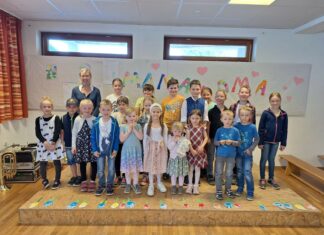 Muttertagsfeier in Rattendorf: Ein buntes Programm für die ganze Familie