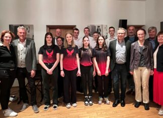 Gailtaler Weihnacht: Rotary Club Hermagor übergibt Erlös