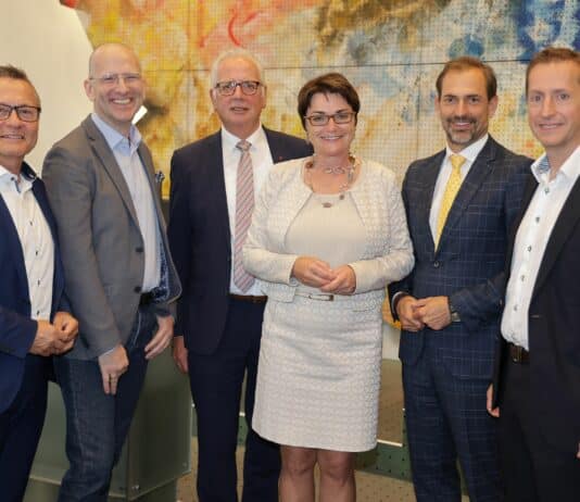 Pflegeenquete: Pflegewesen der Zukunft fordert gesamte Gesellschaft