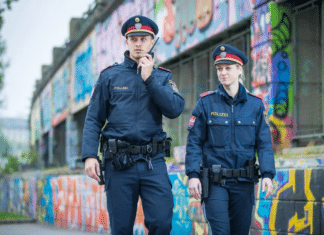 Polizei setzt auf Nasensprays zur Bekämpfung von Opioid-Überdosierungen