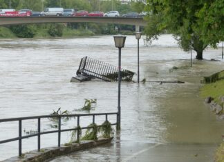 AK informiert: Katastrophenschäden sind in voller Höhe von der Steuer absetzbar