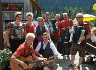 Traditioneller Almkirchtag auf der Egger Alm