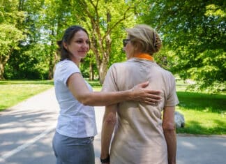 Erfüllung im Beruf “Seniorenbetreuung”: „Ich bekomme so viel Dankbarkeit zurück“