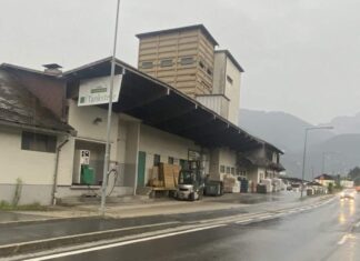 Schließt das Lagerhaus in Hermagor?