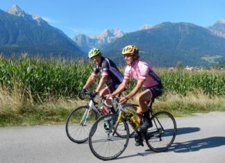 Jubiläumsveranstaltung “10. Bewegung für den guten Zweck“