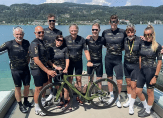 „Tour de Franz“: Promis radelten für den guten Zweck